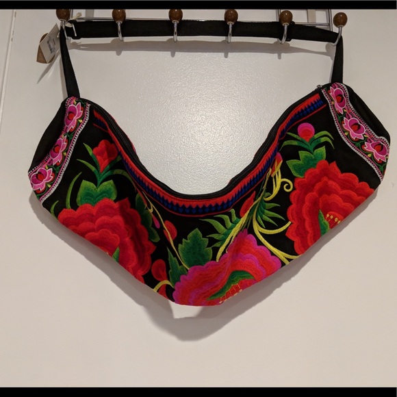 Yoga bag, embroidered bnwt. Gorgeous! - Picture 2 of 3